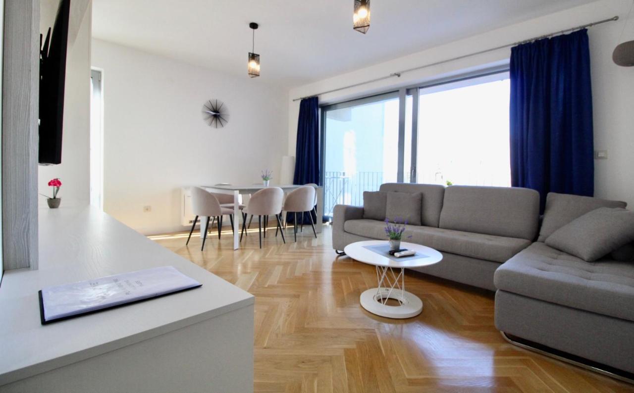 2Bd New Dobrota Apt With Bay Views كوتور المظهر الخارجي الصورة