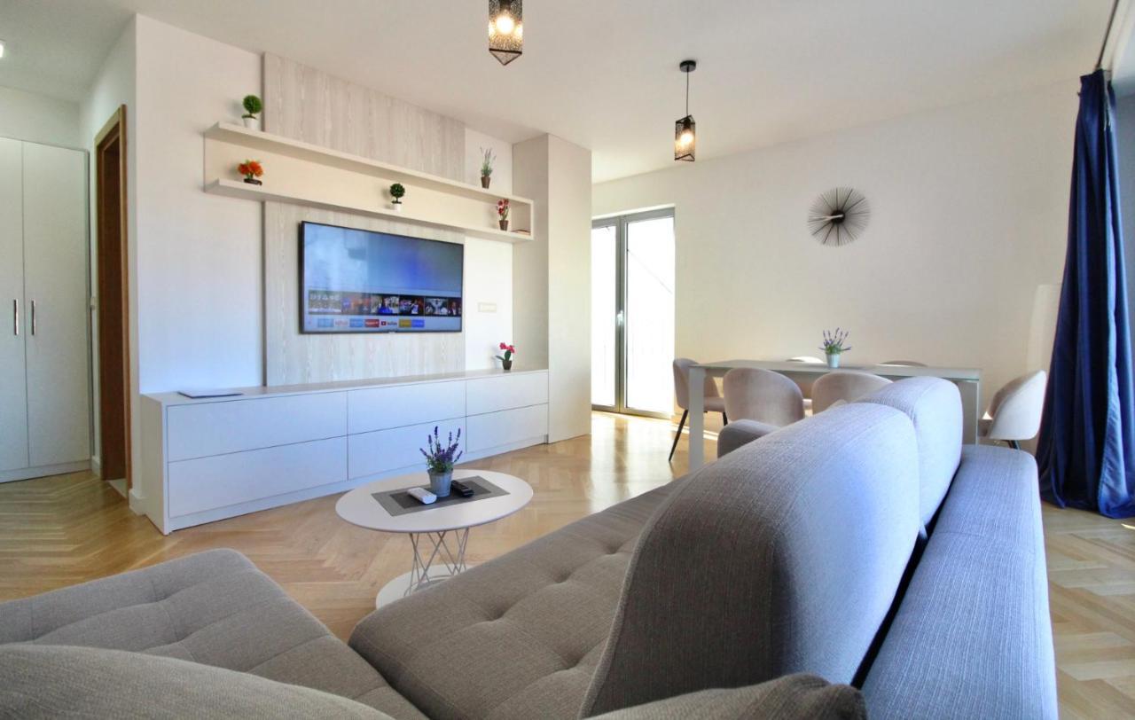 2Bd New Dobrota Apt With Bay Views كوتور المظهر الخارجي الصورة